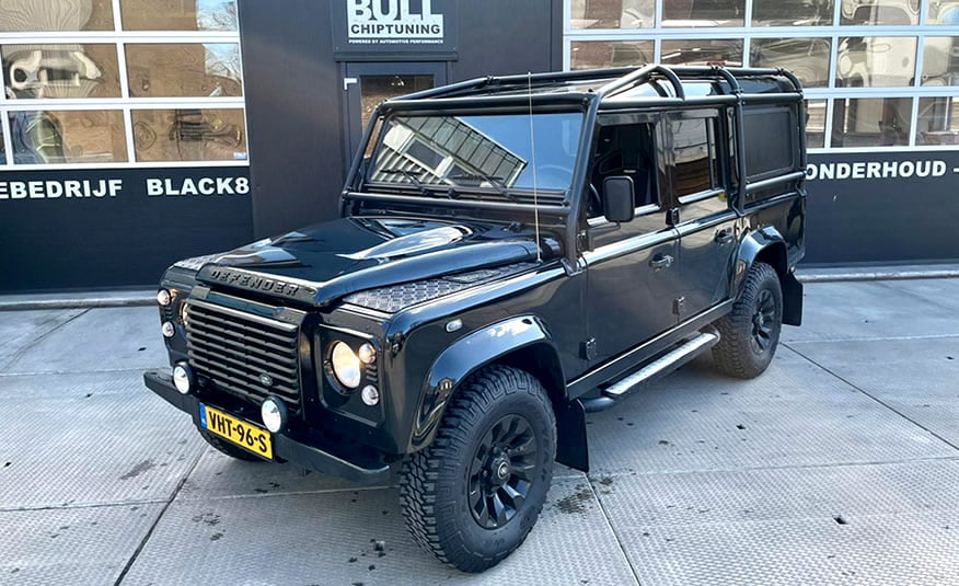 Te koop 2016 Land Rover Defender diesel black zwart 4x4 grijs kenteken