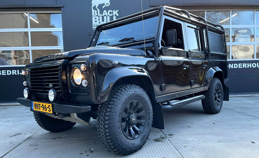 Te koop 2016 Land Rover Defender diesel black zwart 4x4 grijs kenteken
