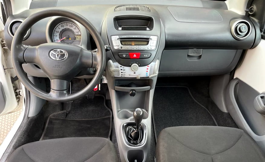 Stuur en dashboard Toyota Aygo