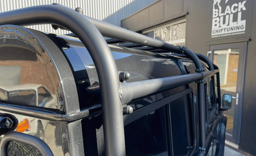Land Rover Defender rollbar