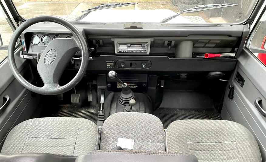 2000 Land Rover Defender 90 Hard Top voorstoelen
