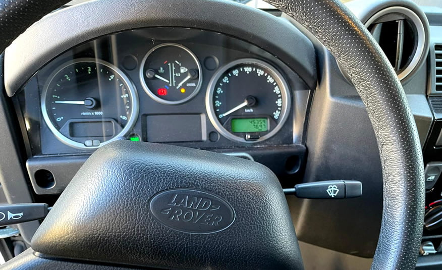 Te koop 2016 Land Rover Defender diesel black zwart 4x4 grijs kenteken