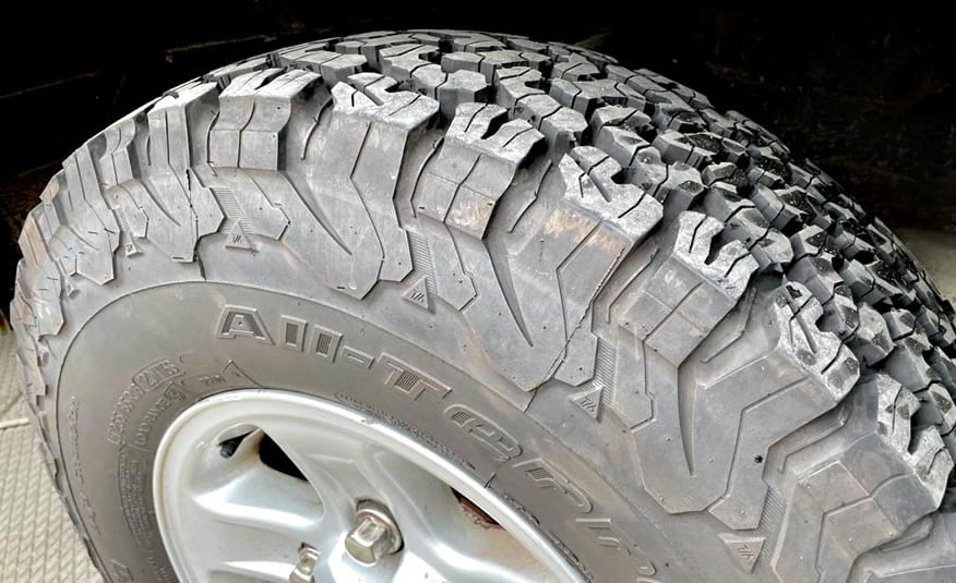 2000 Land Rover Defender 90 Hard Top all terrain banden