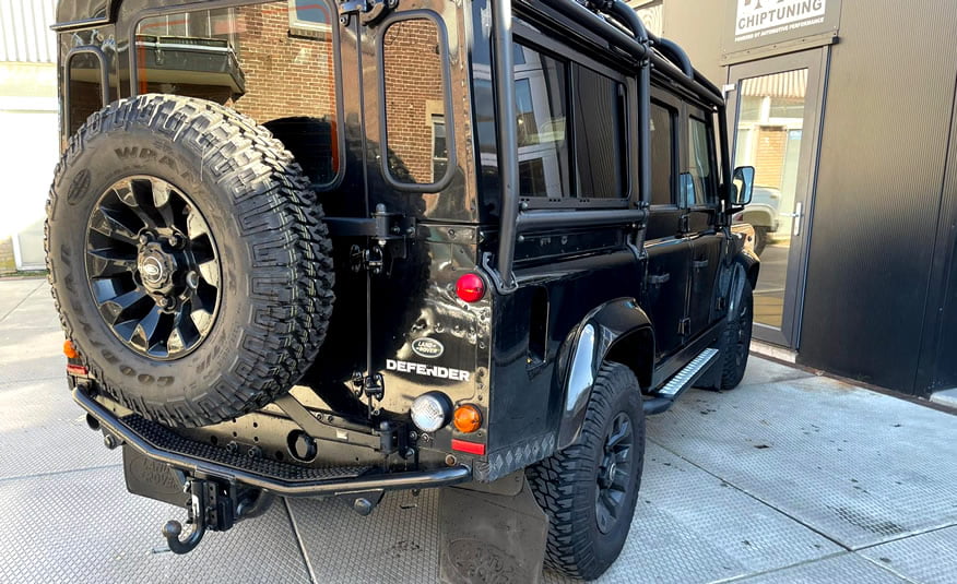 Te koop 2016 Land Rover Defender diesel black zwart 4x4 grijs kenteken