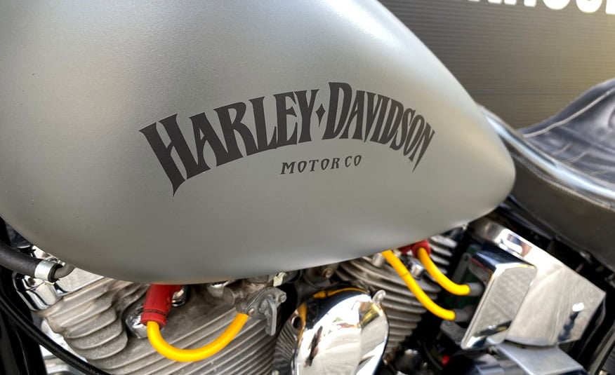 1986 Harley Davidson FXSTC 1340cc bougiekabels geel