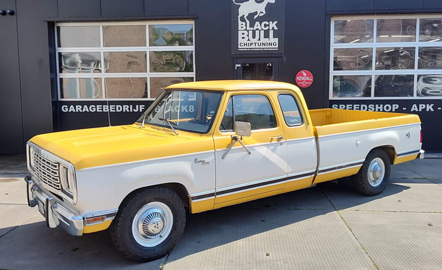 1977 Dodge D200
