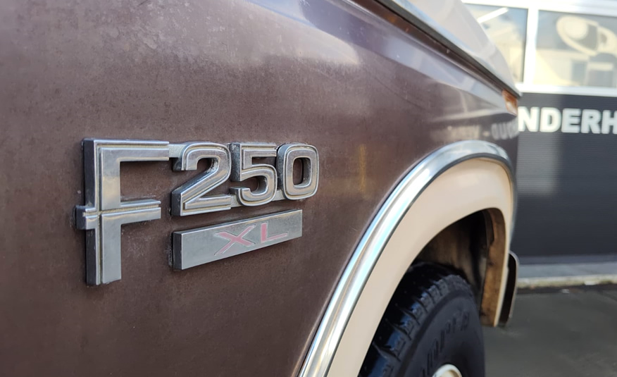 1984 Ford F250