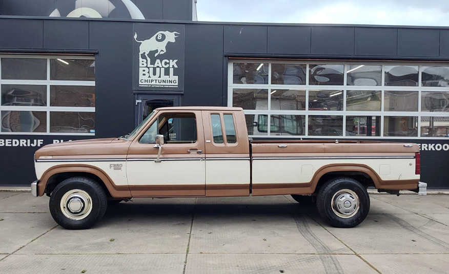1985 Ford F250 pickup California import