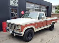 1984 Ford F250 bullnose pickup met 6.9idi V8 diesel en automaat