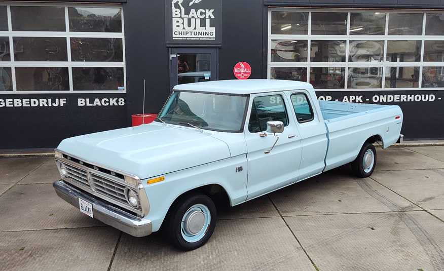 1975 Ford F100 pickup met krachtige Amerikaanse V8 motor
