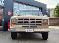 Ford F250 bullnose vooraanzicht met brede grille