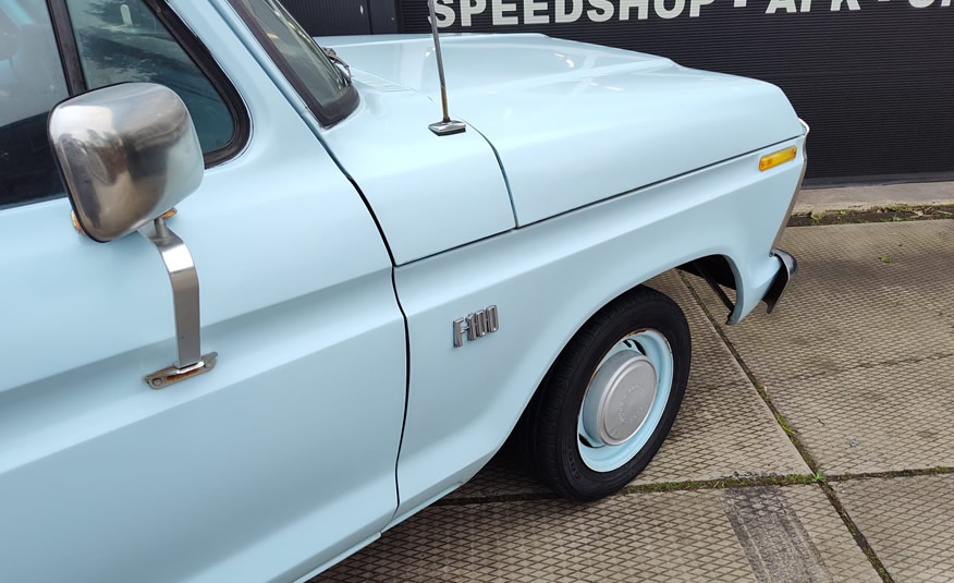 Ford F100 SuperCab 1975 zijdeur en raam