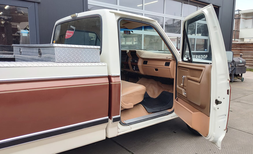 1984 Ford F250
