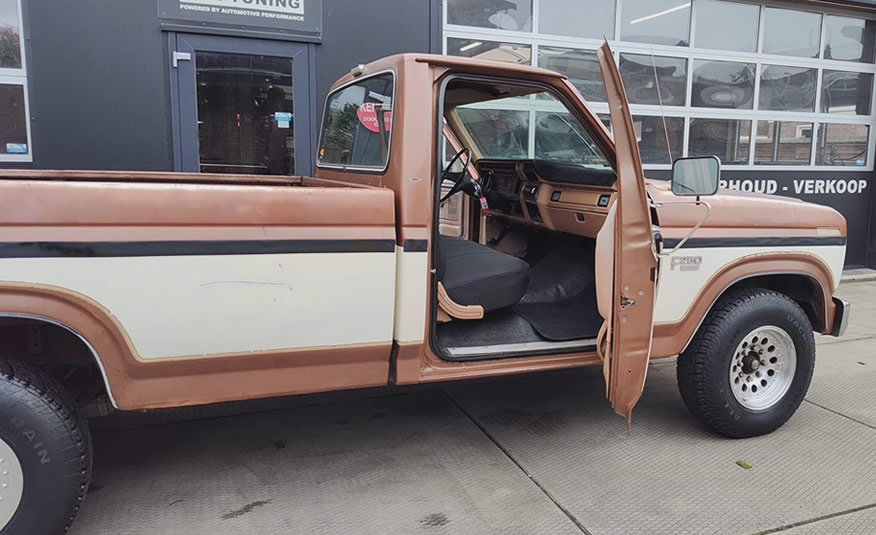 1984 Ford F250