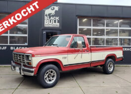 1986 Ford F-250 Bullnose XLT Lariat Amerikaanse pickup